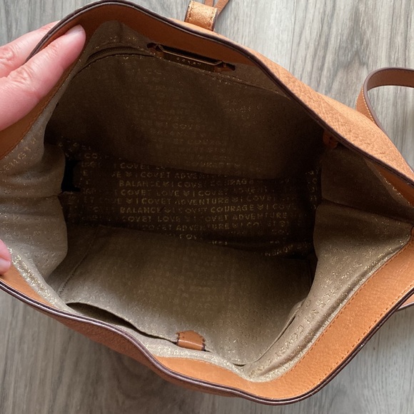 Covet by Stella & Dot Sunday Saddle Crossbody - Picture 5 of 6